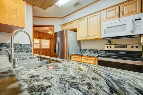 5216-4 County Road 469 Brazoria TX 77422