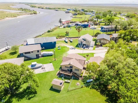 5216-4 County Road 469 Brazoria TX 77422