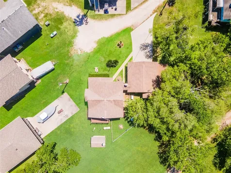 5216-4 County Road 469 Brazoria TX 77422