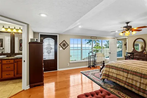 200 Trott Lane Point Blank TX 77364
