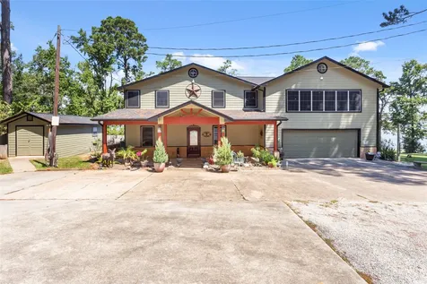 200 Trott Lane Point Blank TX 77364