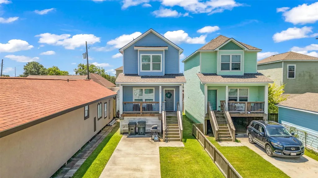 5419 Avenue N 1/2 Galveston TX 77551