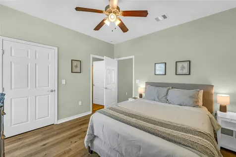5419 Avenue N 1/2 Galveston TX 77551