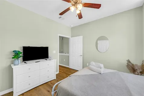 5419 Avenue N 1/2 Galveston TX 77551