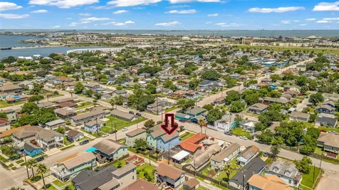 5419 Avenue N 1/2 Galveston TX 77551