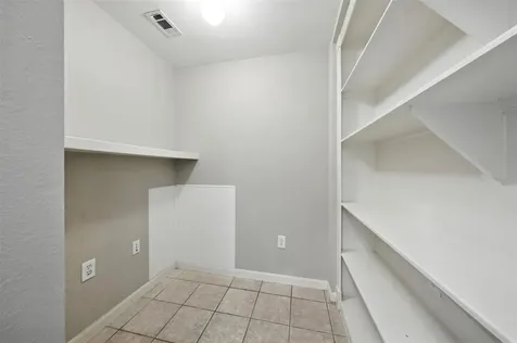 7575 Kirby Drive 2204 Houston TX 77030