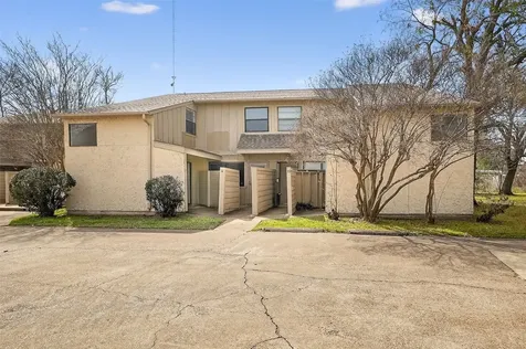 4401 Carter Creek Parkway 13 Bryan TX 77802