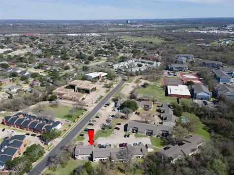 4401 Carter Creek Parkway 13 Bryan TX 77802