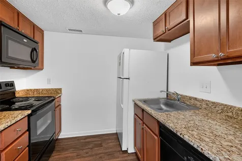 4401 Carter Creek Parkway 13 Bryan TX 77802