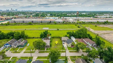 2619 Stevens Street Houston TX 77026