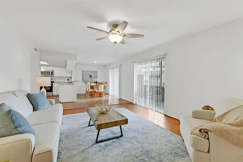 5005 Georgi Lane 156 Houston TX 77092