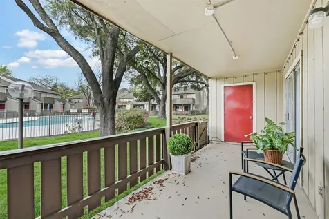 5005 Georgi Lane 156 Houston TX 77092
