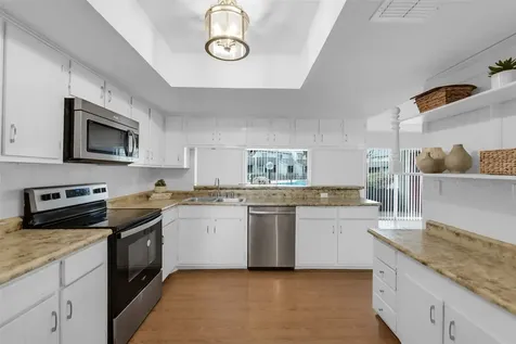 5005 Georgi Lane 156 Houston TX 77092