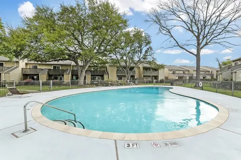 5005 Georgi Lane 156 Houston TX 77092