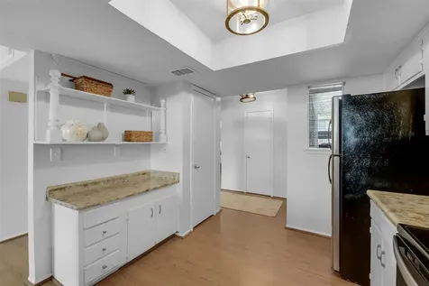 5005 Georgi Lane 156 Houston TX 77092