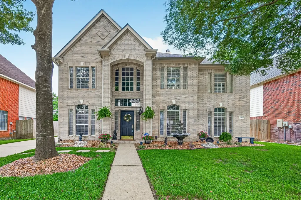 17407 Longs Peek Court Tomball TX 77377