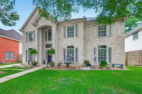 17407 Longs Peek Court Tomball TX 77377