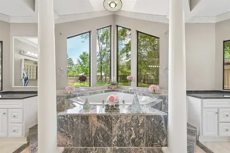 1211 Golden Bear Lane Kingwood TX 77339