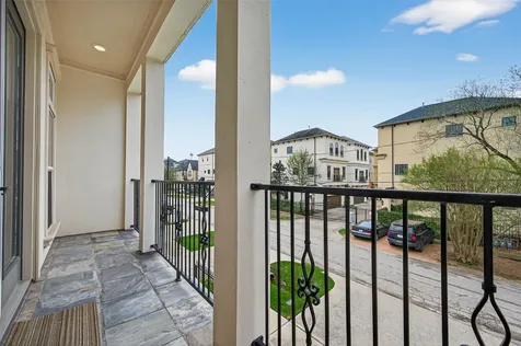 1429 W 21st Street Houston TX 77008