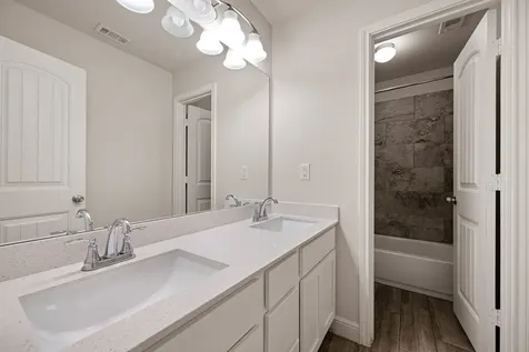 5315 Latigo Court Alvin TX 77511