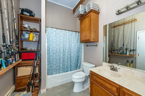 115 Albacore Street Sargent TX 77414