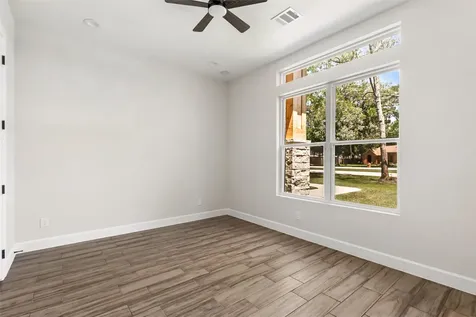 2423 Roman Forest Boulevard New Caney TX 77357