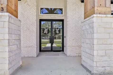 2423 Roman Forest Boulevard New Caney TX 77357