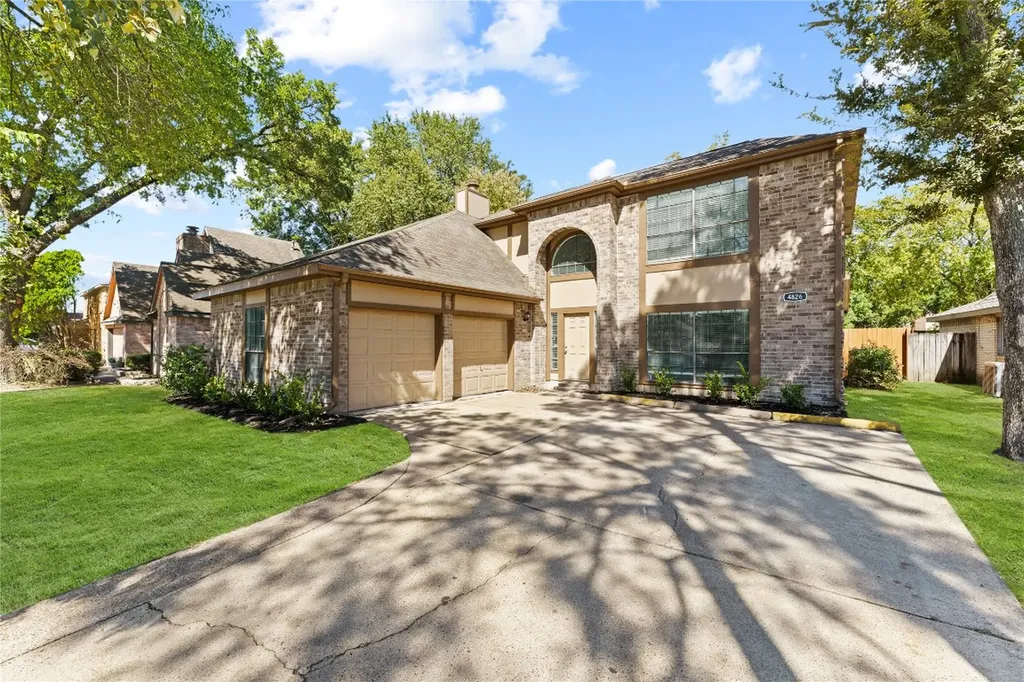 4826 Brooklawn Drive Houston TX 77066