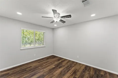4826 Brooklawn Drive Houston TX 77066