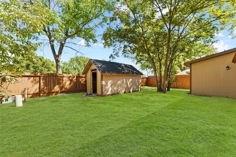 4826 Brooklawn Drive Houston TX 77066