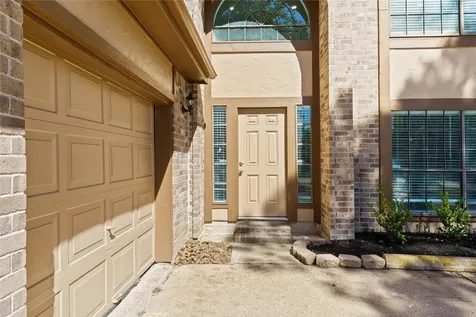 4826 Brooklawn Drive Houston TX 77066