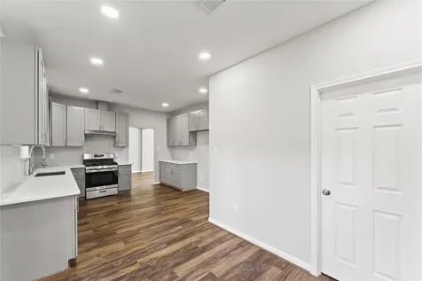4826 Brooklawn Drive Houston TX 77066