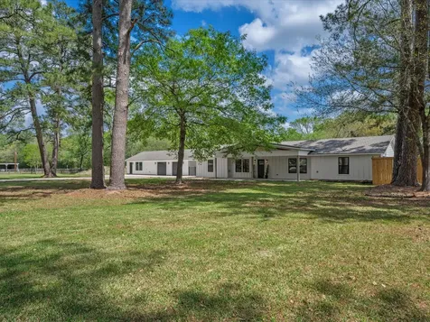 19855 W Lakeshore Drive Magnolia TX 77355