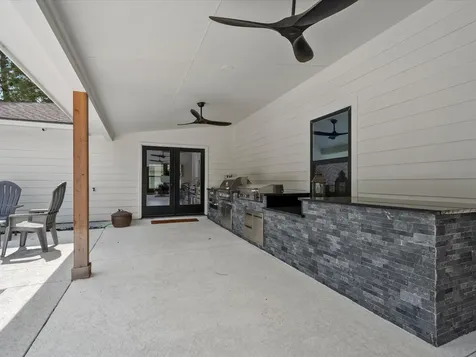 19855 W Lakeshore Drive Magnolia TX 77355