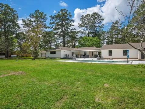 19855 W Lakeshore Drive Magnolia TX 77355