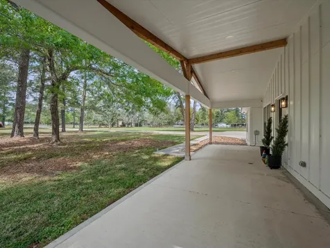 19855 W Lakeshore Drive Magnolia TX 77355