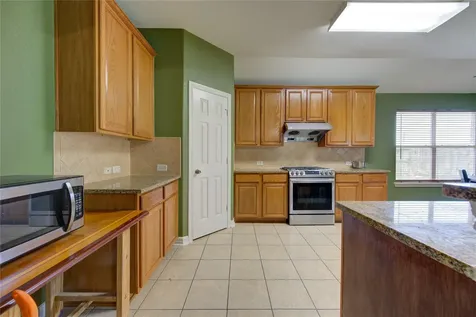 702 Hollyhock Drive Stafford TX 77477