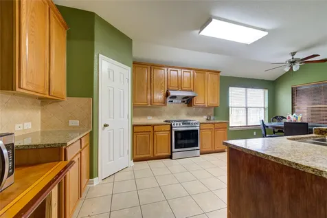 702 Hollyhock Drive Stafford TX 77477