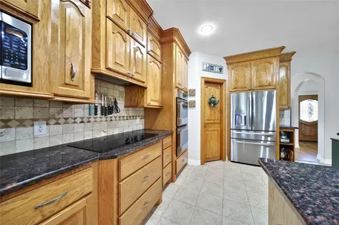 21 Twin Forks Drive Willis TX 77378