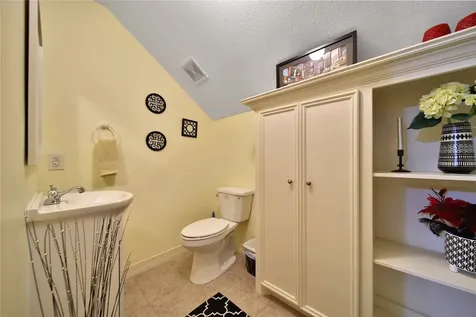 21 Twin Forks Drive Willis TX 77378