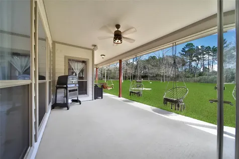 21 Twin Forks Drive Willis TX 77378
