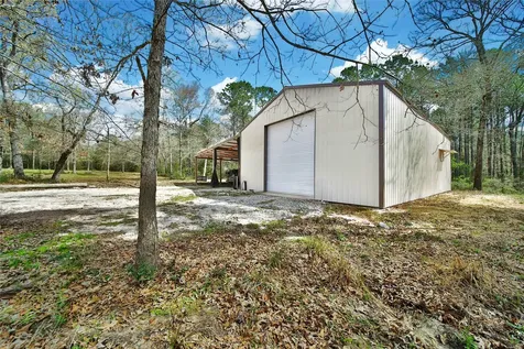21 Twin Forks Drive Willis TX 77378