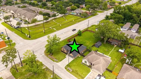 12326 11th Street Santa Fe TX 77510