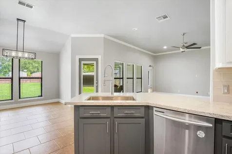 12326 11th Street Santa Fe TX 77510