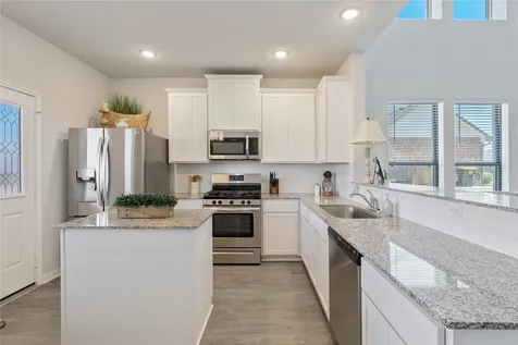 12242 N Chestnut Hills Drive Conroe TX 77303