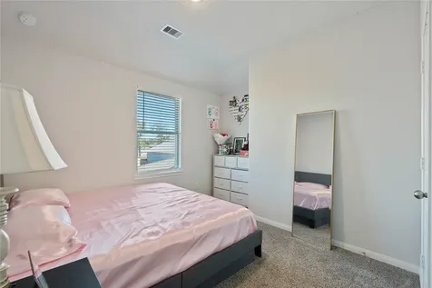 12242 N Chestnut Hills Drive Conroe TX 77303