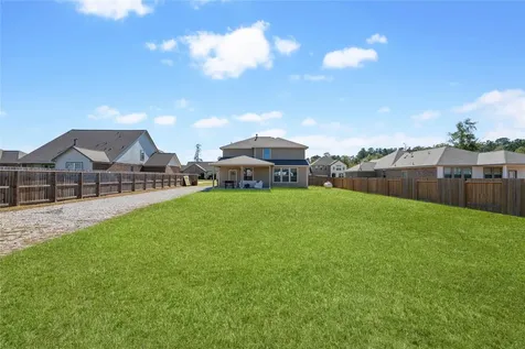 12242 N Chestnut Hills Drive Conroe TX 77303