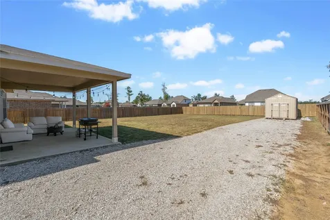 12242 N Chestnut Hills Drive Conroe TX 77303