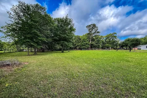 78 Phelps Slab Road Huntsville TX 77340