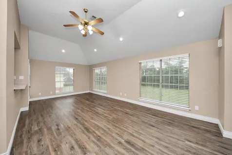 1163 Lovett Street Tomball TX 77375
